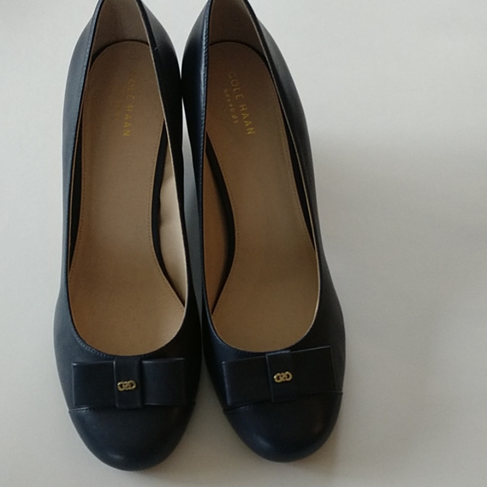 Navy shoes